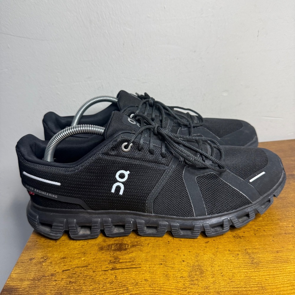 On Cloud Cloudstratus Running Shoes Mens Size 10 Black 3MF10071043
